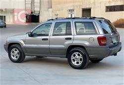 جیپ گراند شیرۆکی